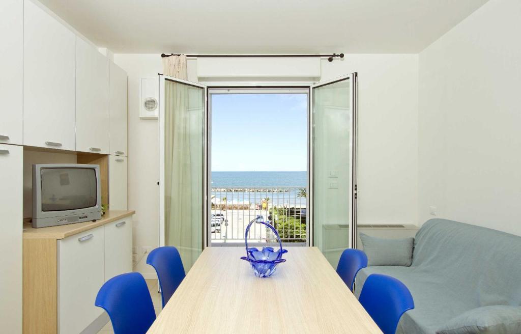 كوبرا ماريتيما Residence I Delfini الغرفة الصورة