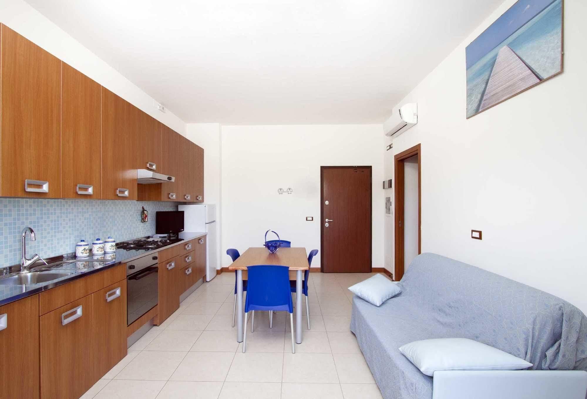 كوبرا ماريتيما Residence I Delfini المظهر الخارجي الصورة